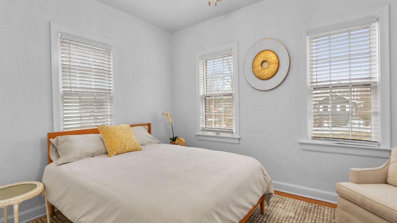Photo of Bedroom in Miller Beach