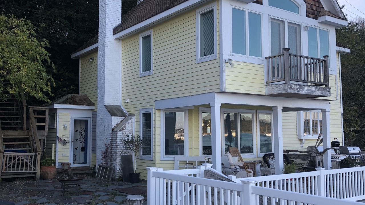 Photo of Patio Balcony in Northport