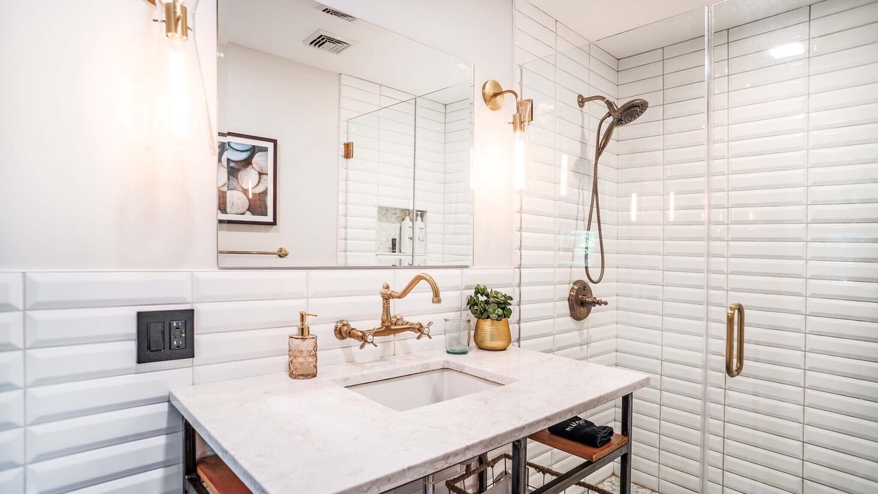 Photo of Bathroom in Zena