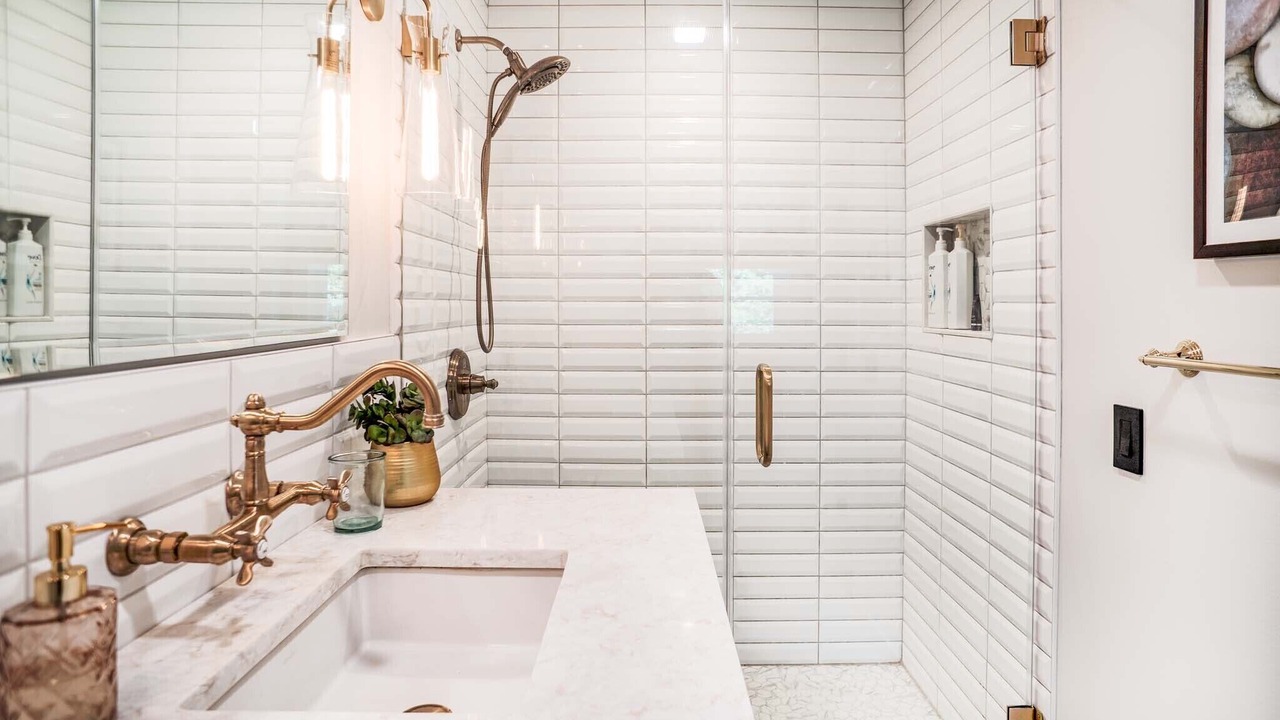 Photo of Bathroom in Zena