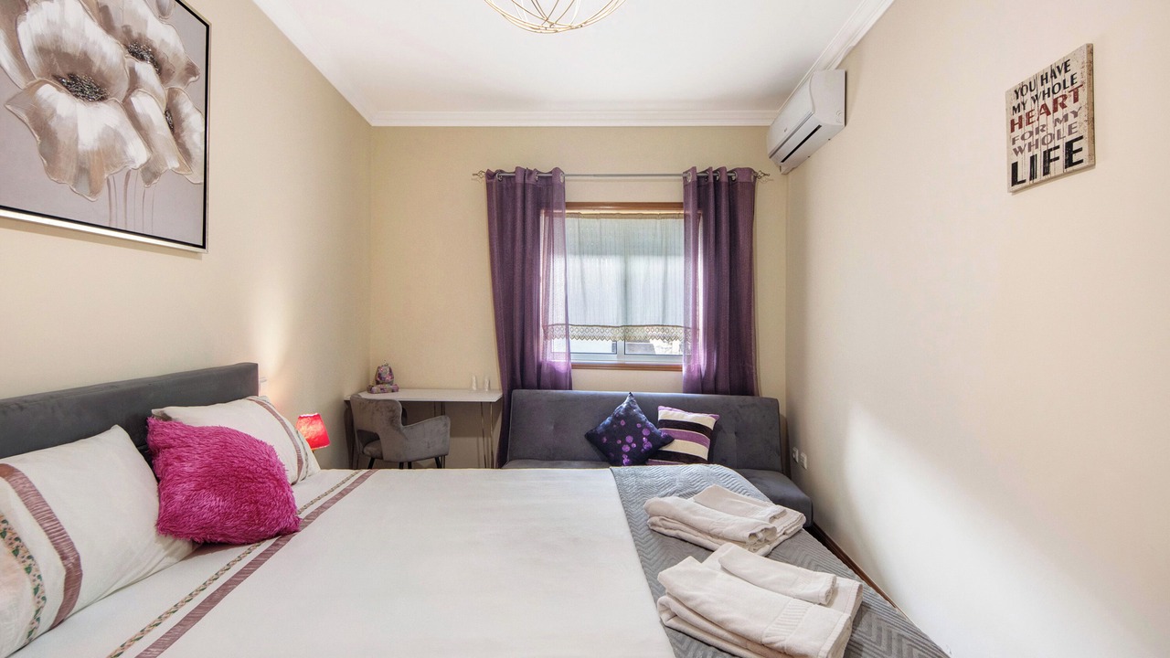 Photo of Bedroom in Rates