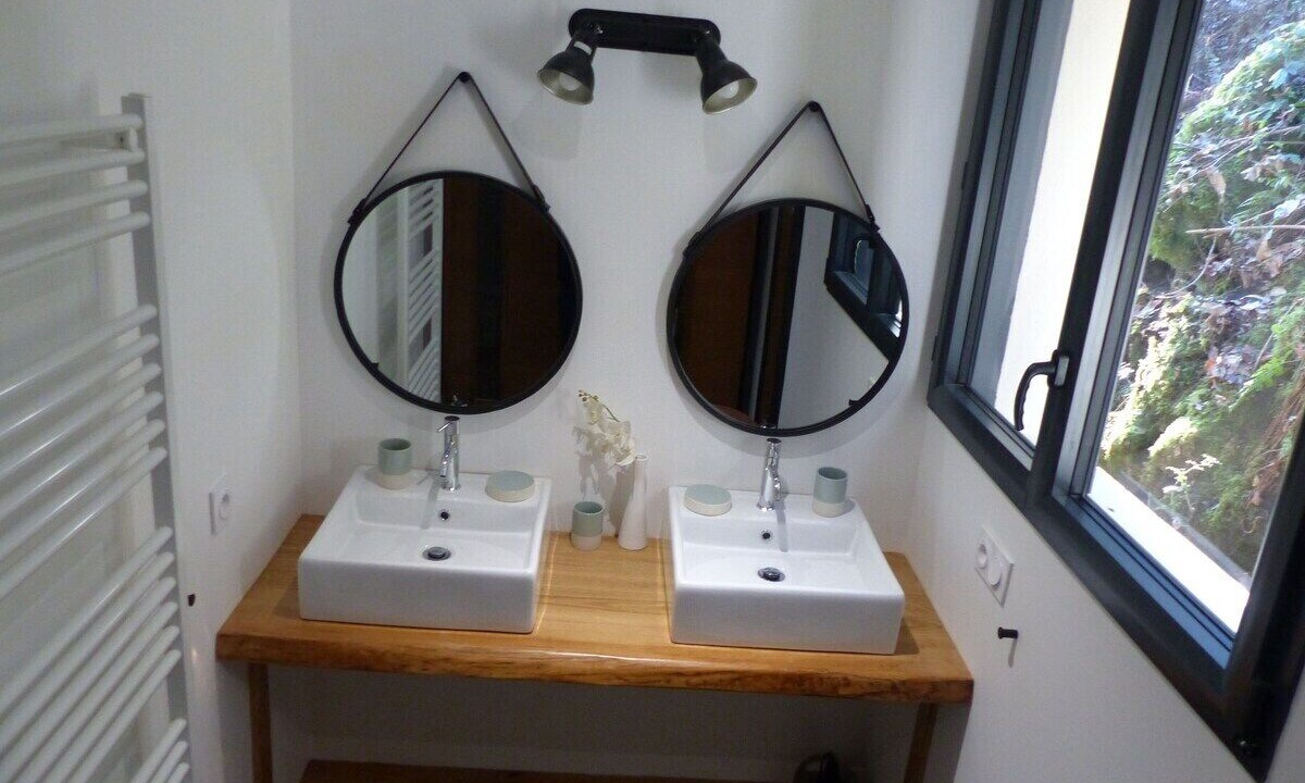 Photo of Bathroom in Scaer