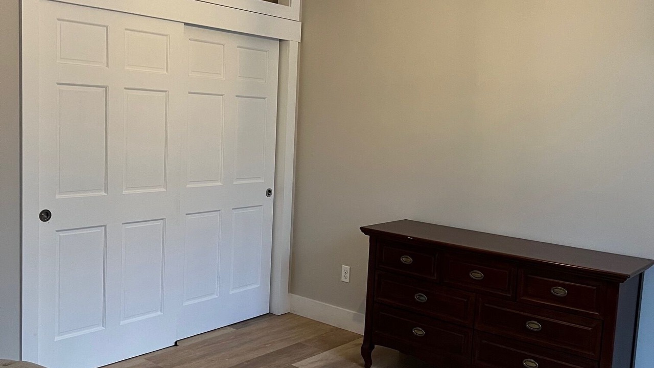 Photo of Bedroom in Oswego