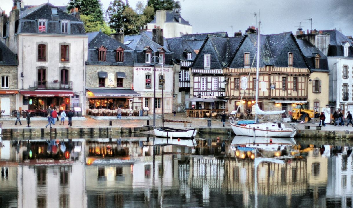 Photo of Others in Auray