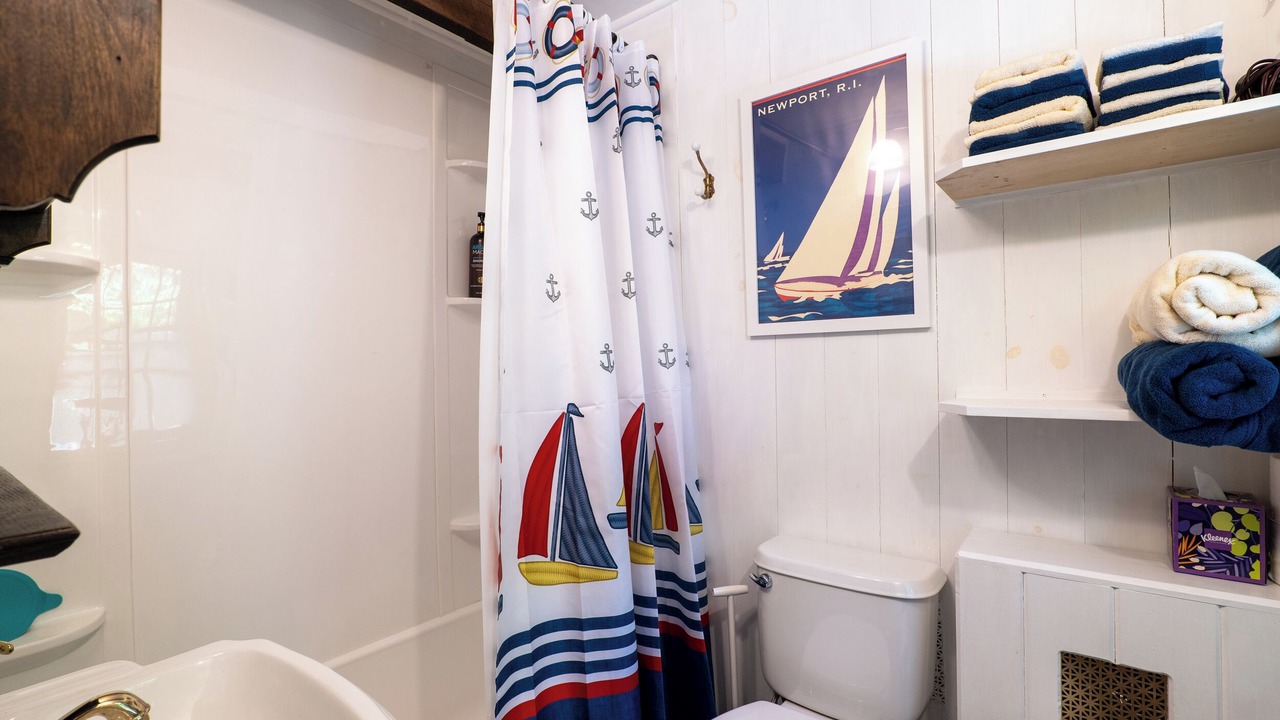 Photo of Bathroom in Glendale