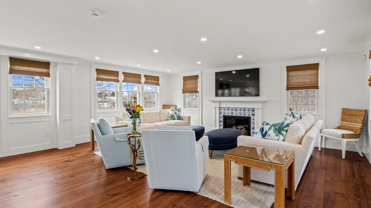 Photo of Livingroom in Chatham