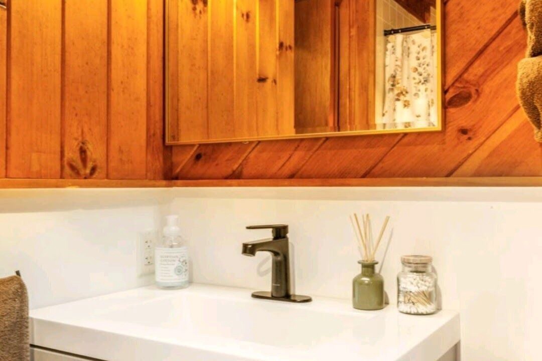 Photo of Bathroom in Jay