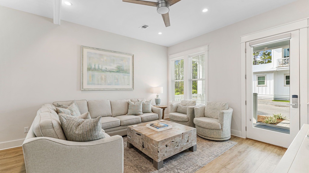 Photo of Livingroom in Treetop