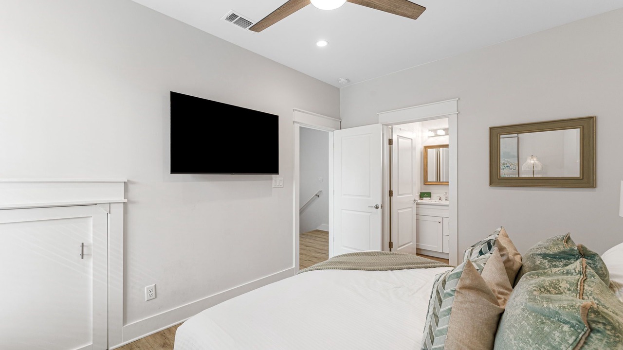 Photo of Bedroom in Treetop