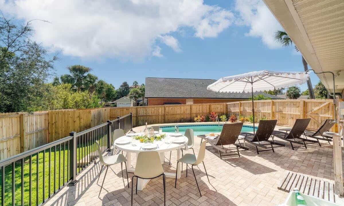 Photo of Outdoor in Seaspray