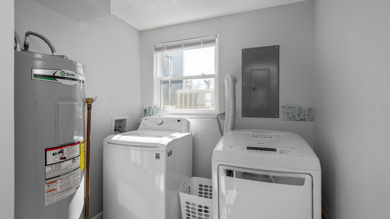 Photo of Bedroom in Mosby