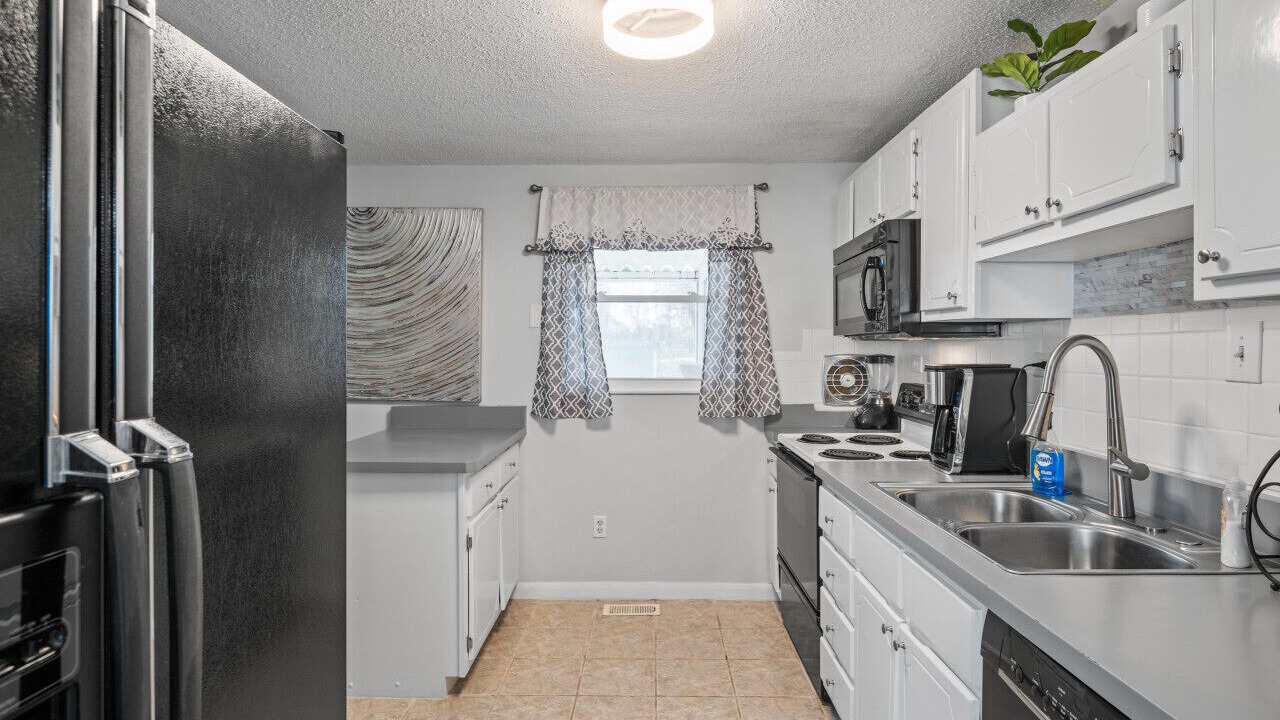 Photo of Kitchen in Mosby
