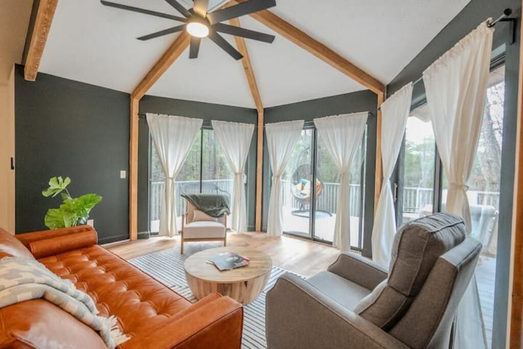 Photo of Livingroom in Basye