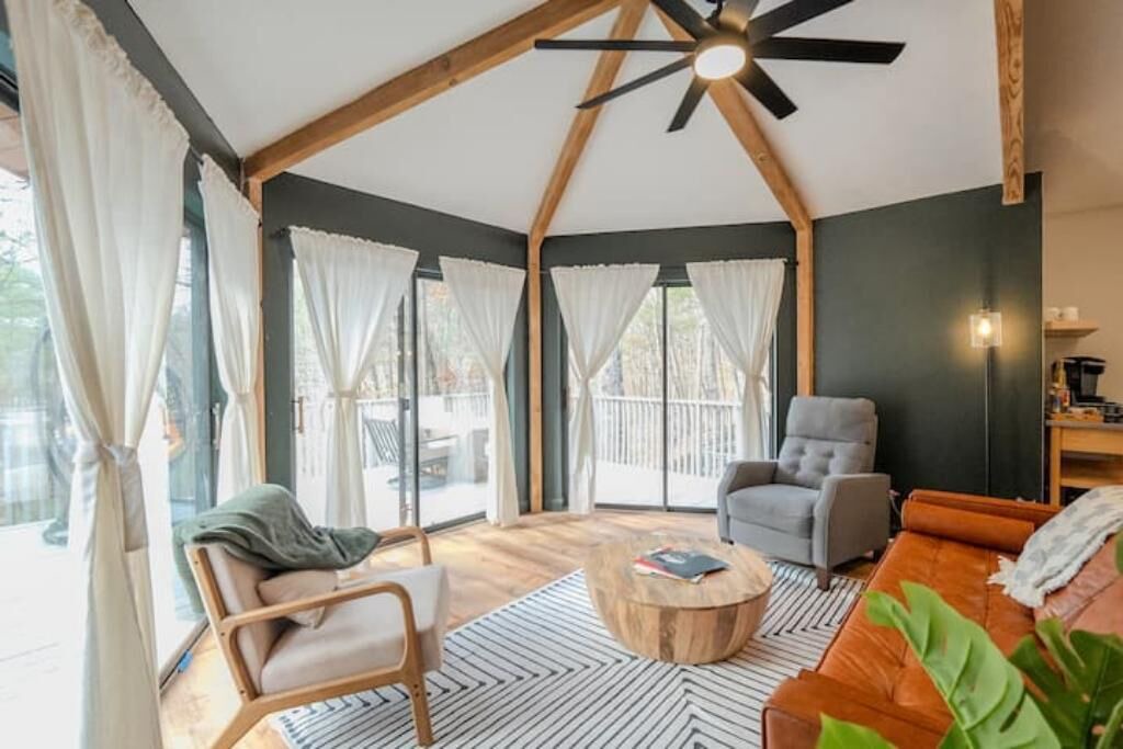 Photo of Livingroom in Basye