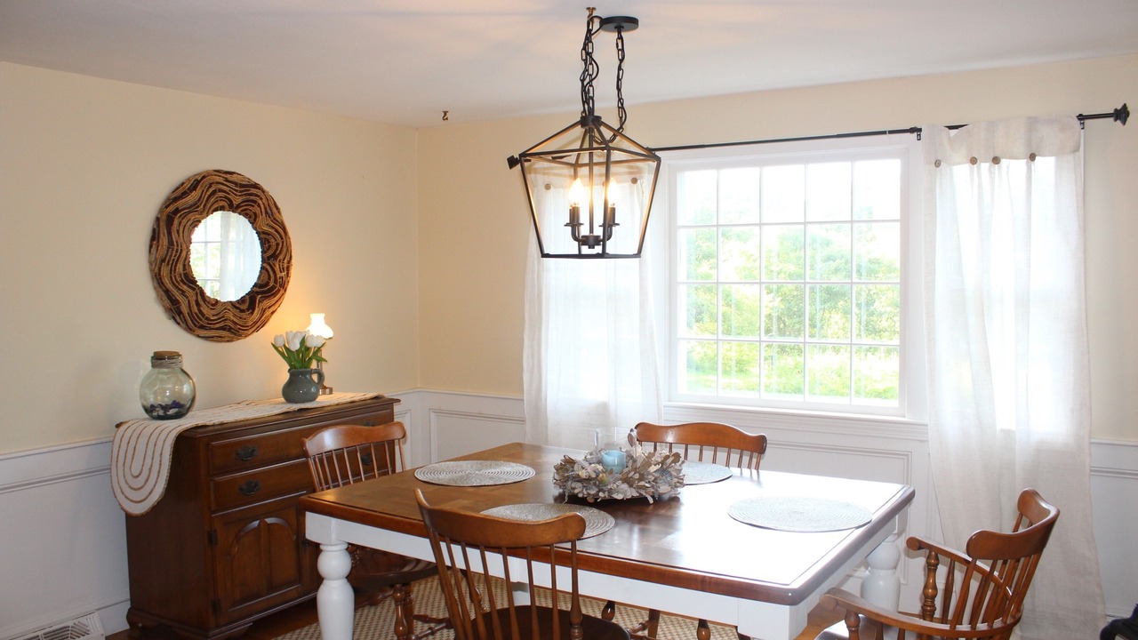 Photo of Livingroom in Yarmouth Port