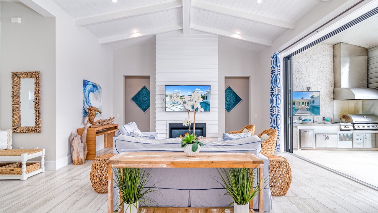 Photo of Livingroom in Saint Armands Key