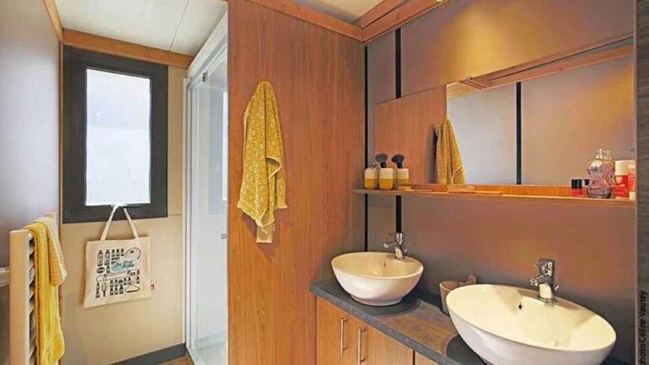 Photo of Bathroom in Darbres