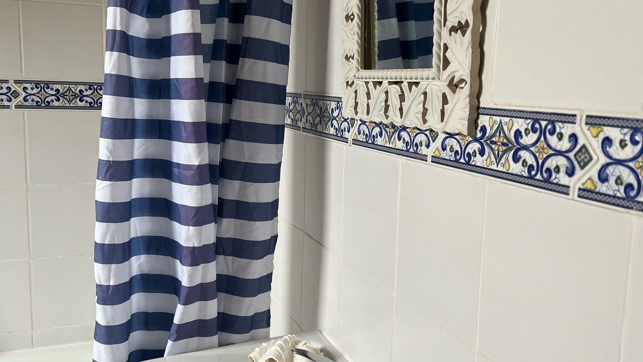 Photo of Bathroom in Langourla