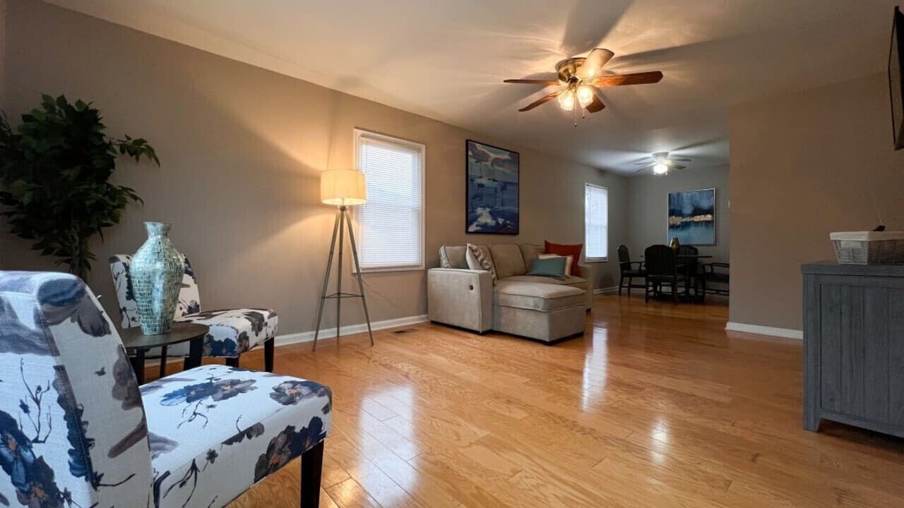 Photo of Livingroom in Newport News