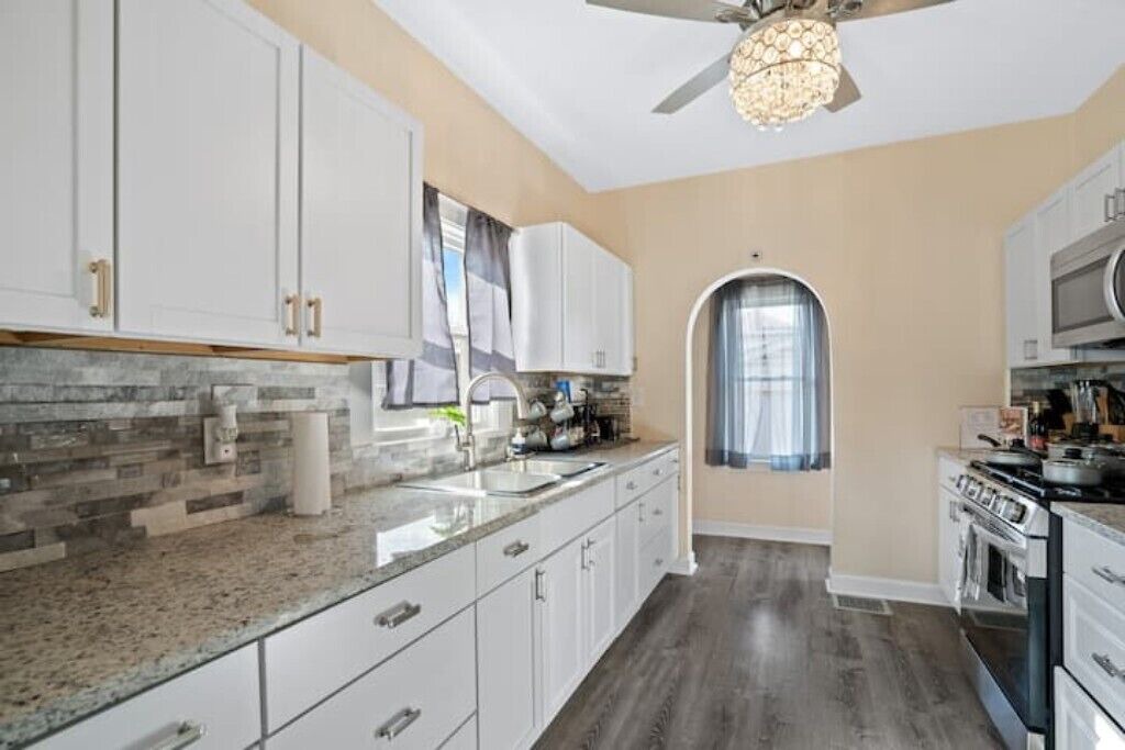 Photo of Kitchen in Gary