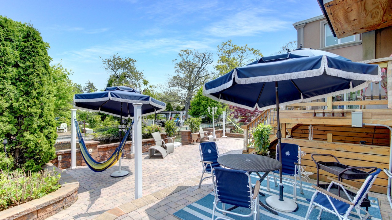 Photo of Outdoor in Oakdale