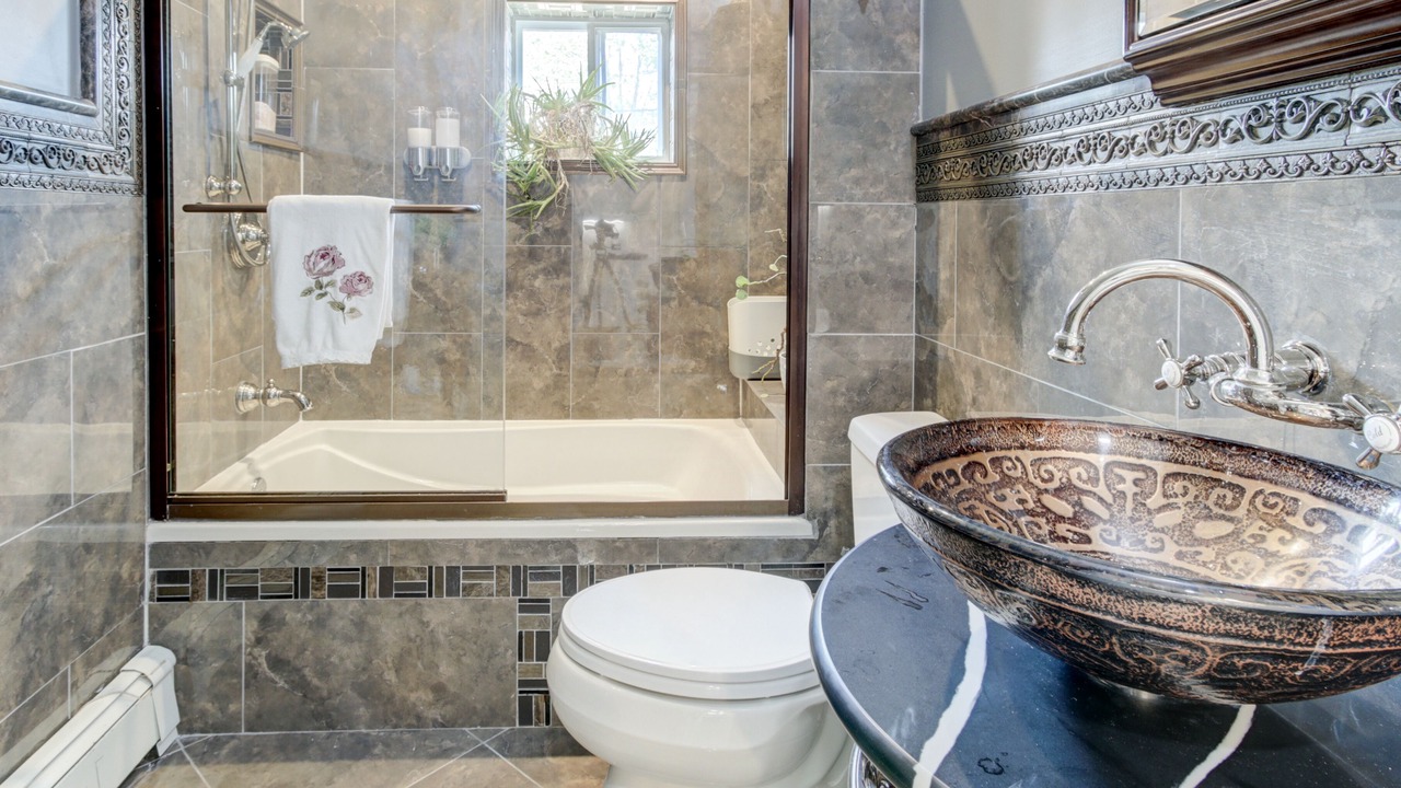 Photo of Bathroom in Oakdale