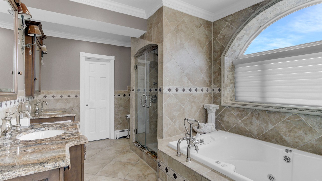 Photo of Bathroom in Oakdale