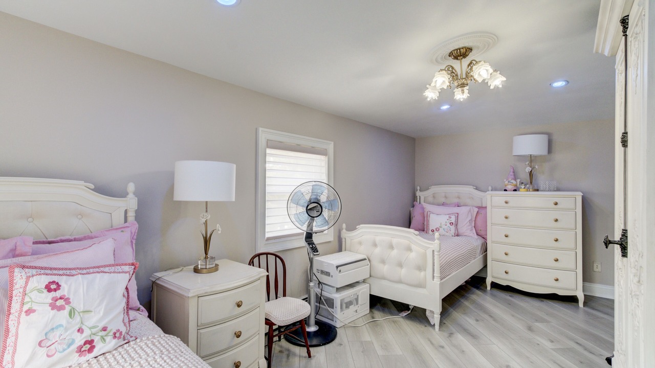 Photo of Bedroom in Oakdale