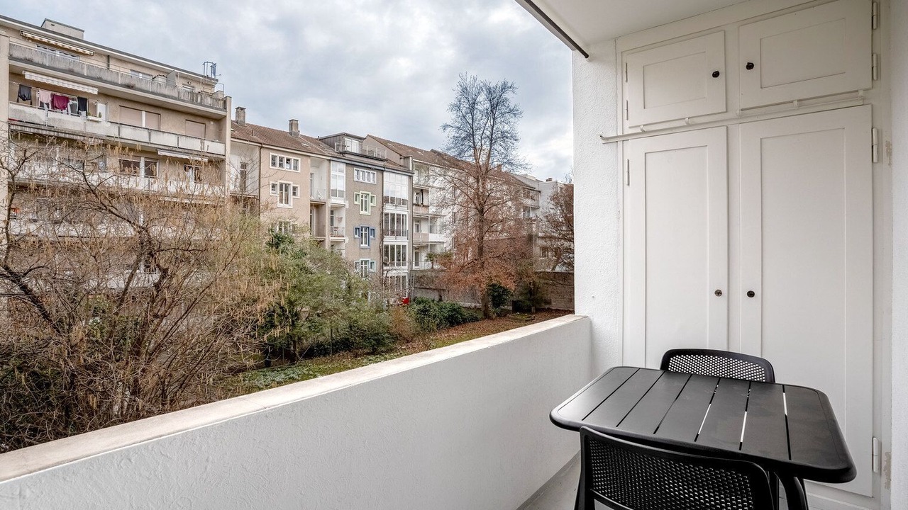 Photo of Outdoor in Iselin