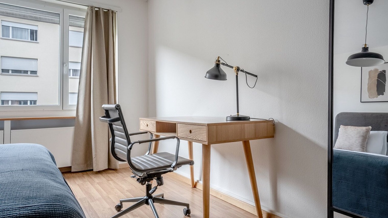 Photo of Bedroom in Iselin