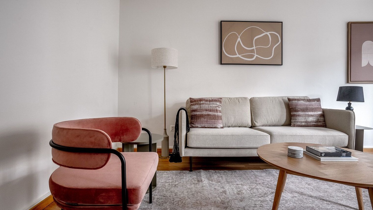 Photo of Livingroom in Iselin
