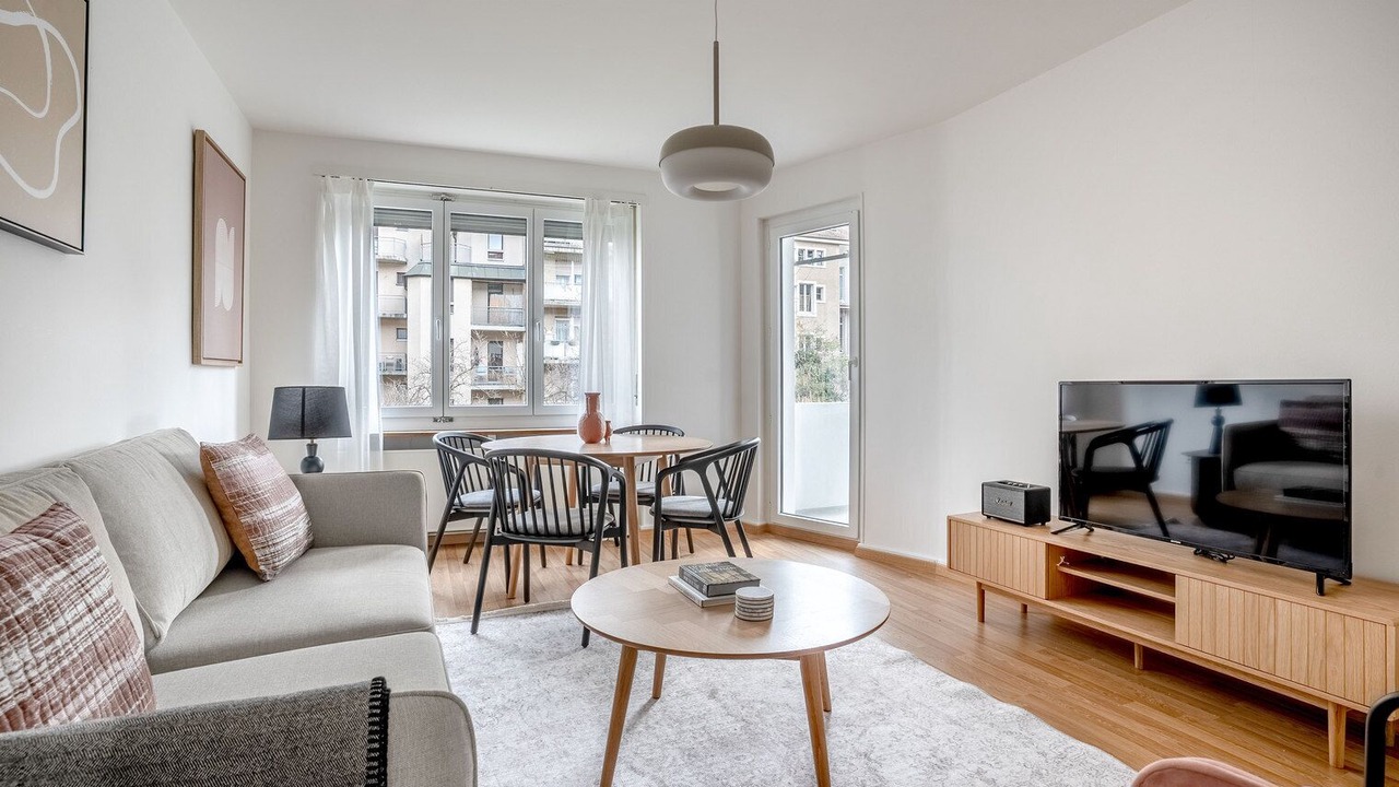 Photo of Livingroom in Iselin