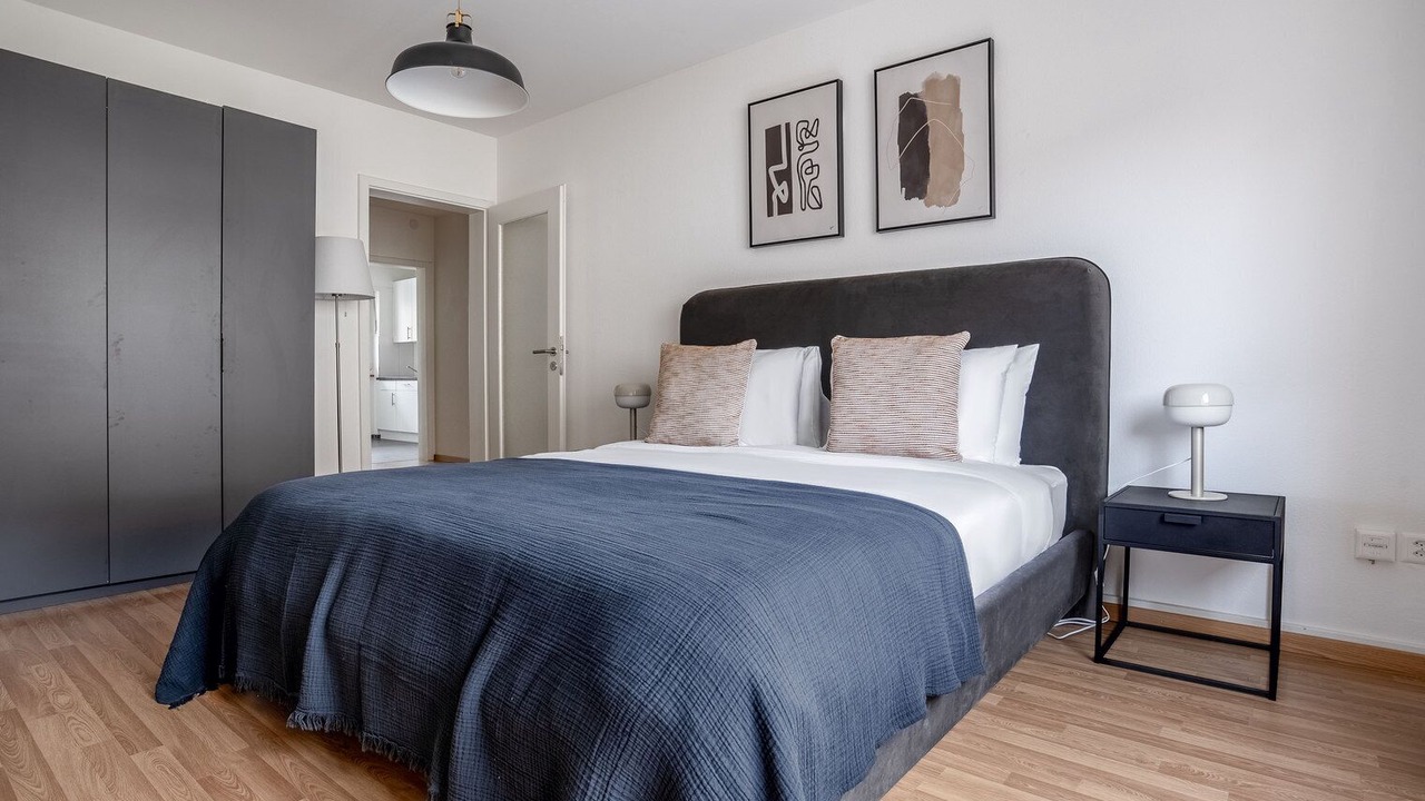 Photo of Bedroom in Iselin