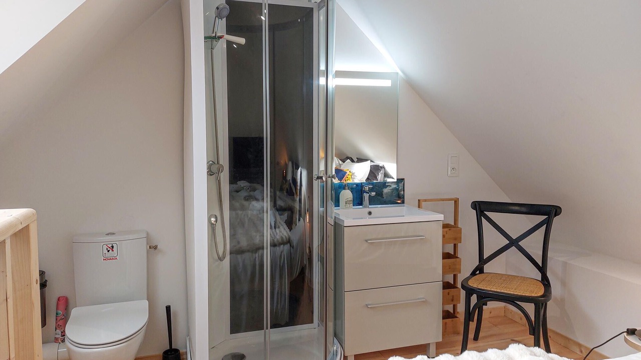 Photo of Bathroom in Loguivy