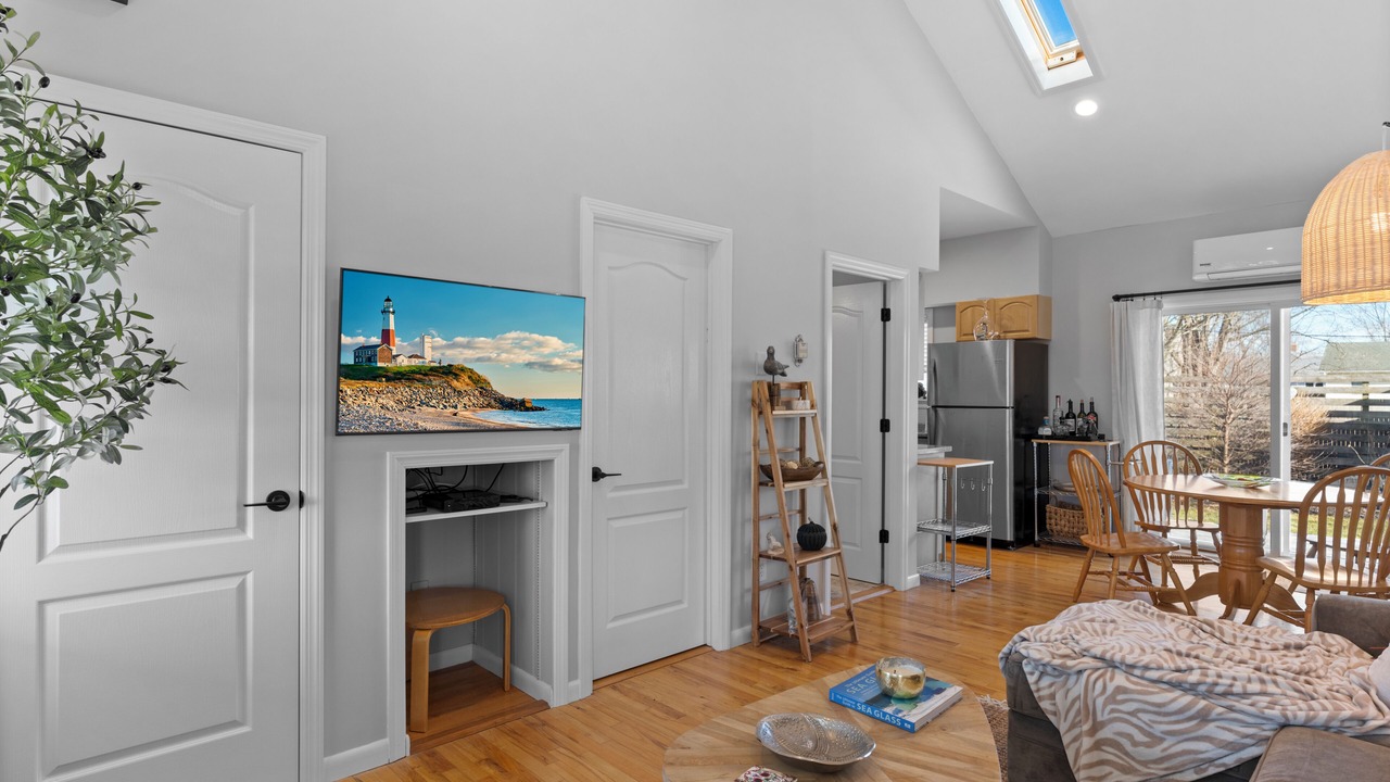 Photo of Livingroom in Patchogue