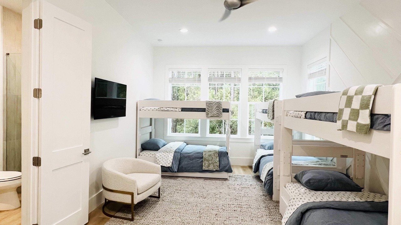 Photo of Bedroom in Treetop
