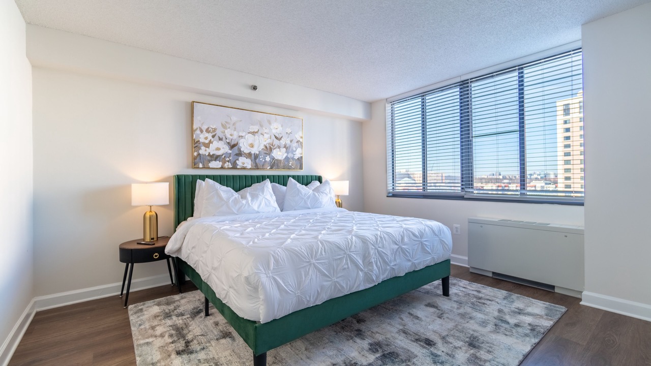 Photo of Bedroom in Pentagon City