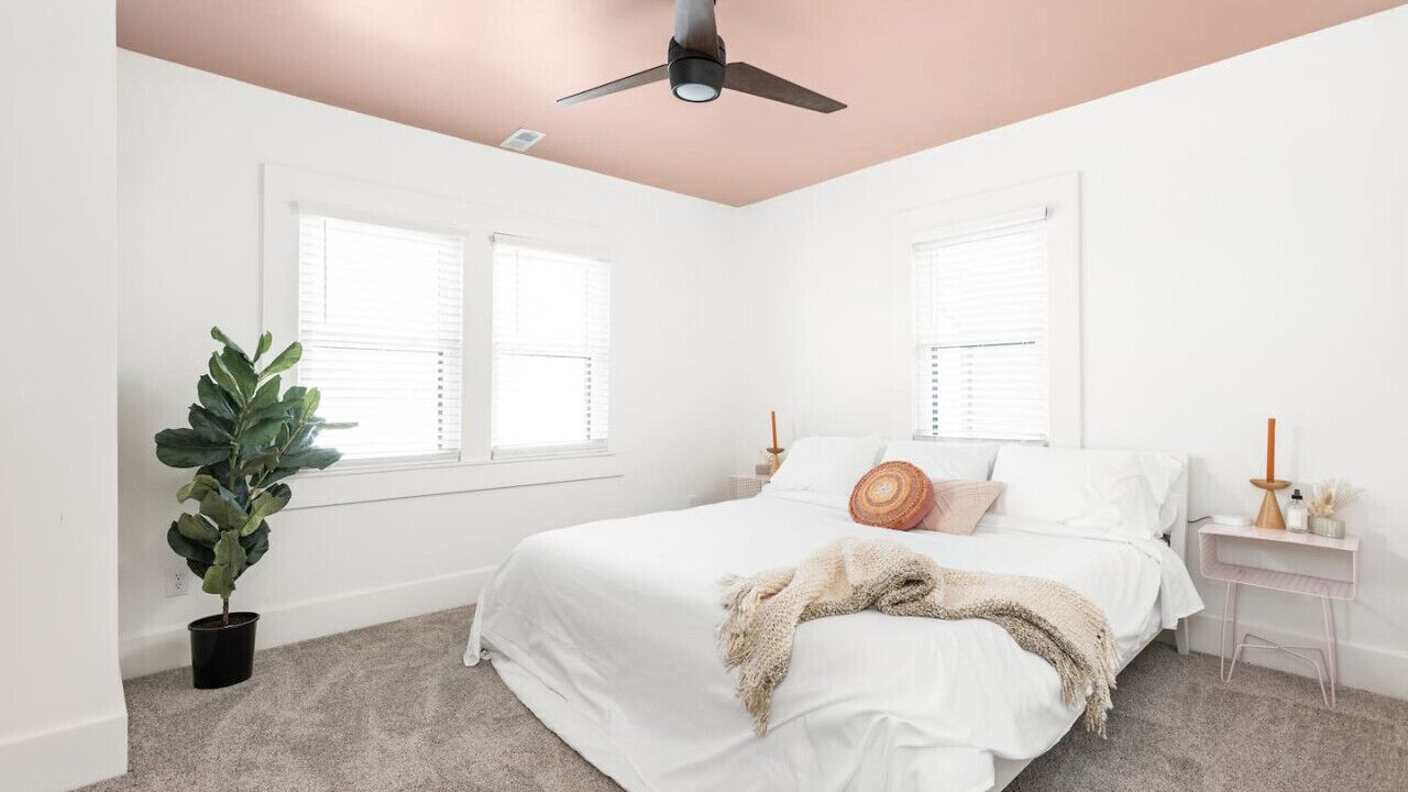 Photo of Bedroom in Holy Cross