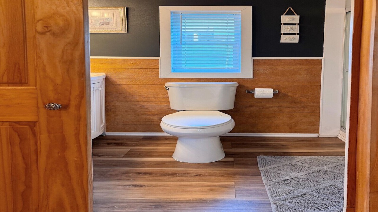 Photo of Bathroom in Union City