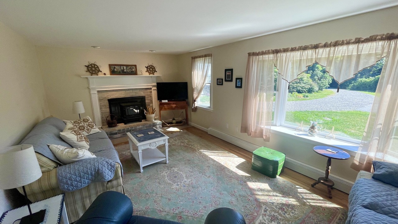 Photo of Livingroom in East Orleans
