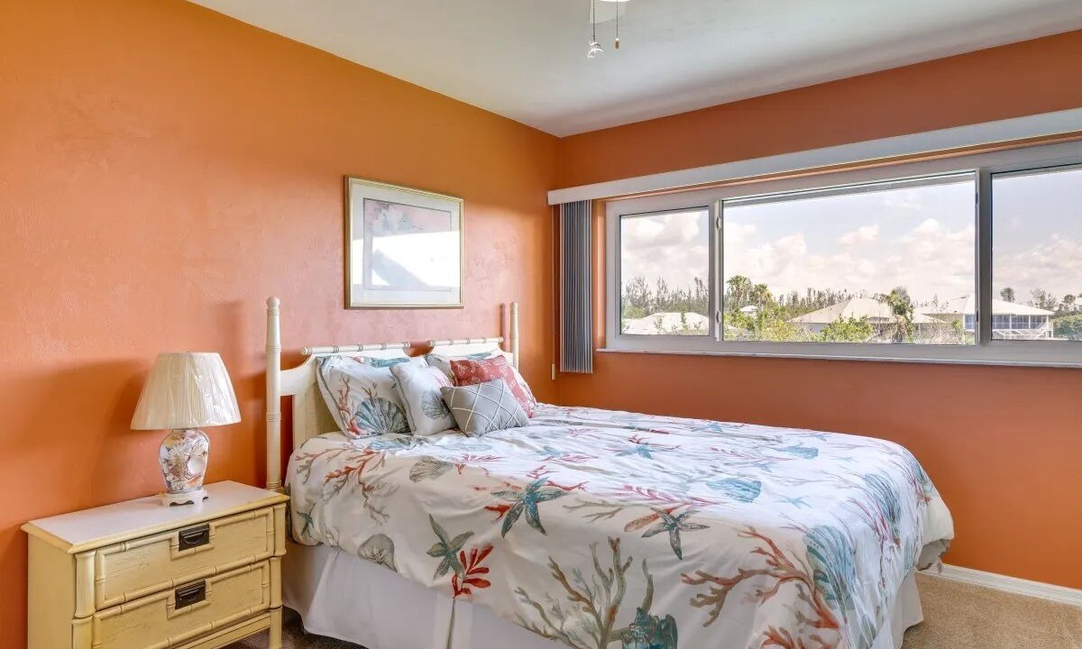 Photo of Bedroom in Pine Island Center
