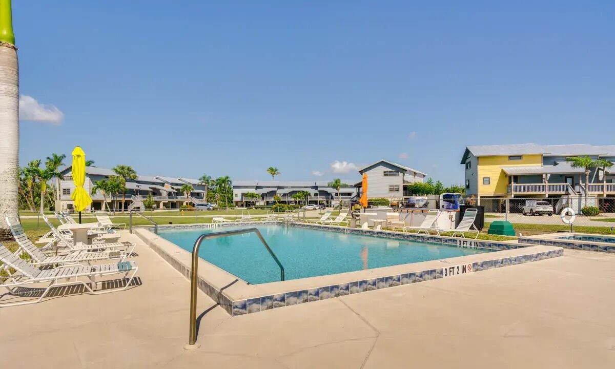 Photo of Outdoor in Pine Island Center