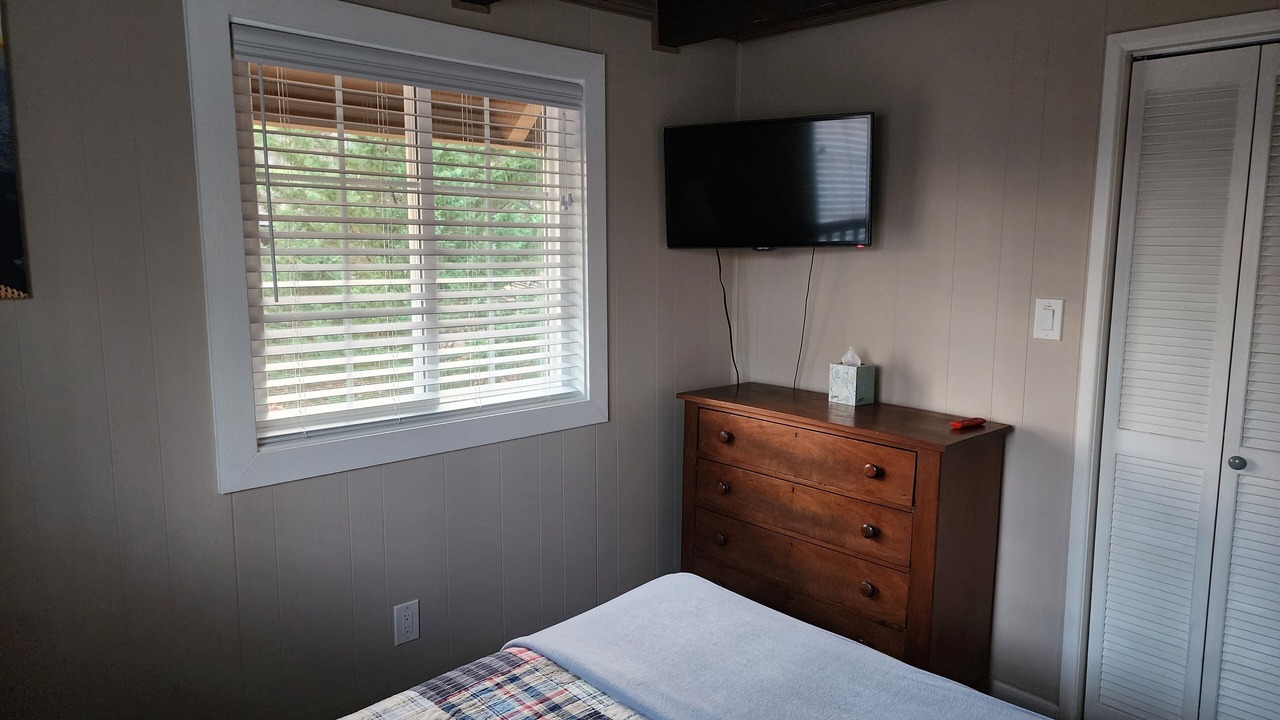 Photo of Bedroom in Massanutten