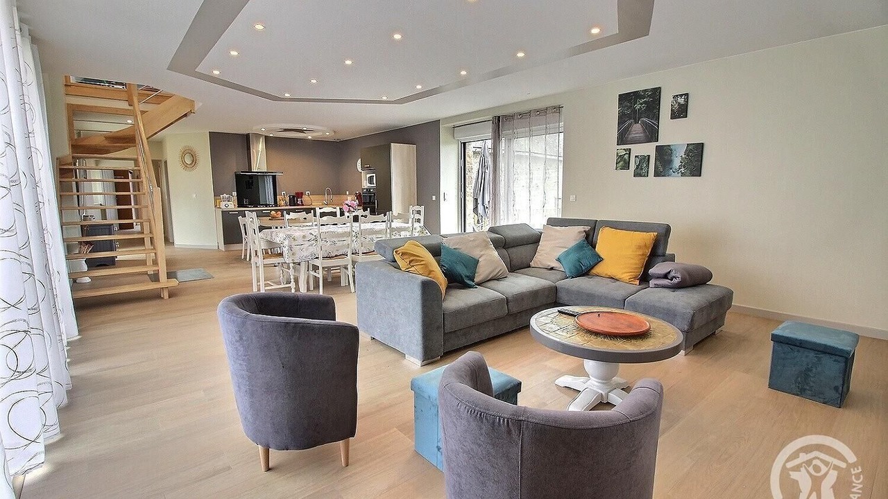 Photo of Livingroom in Runan