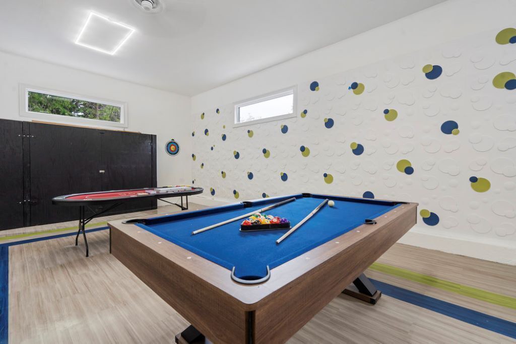 Photo of Bedroom in West Bay Shore