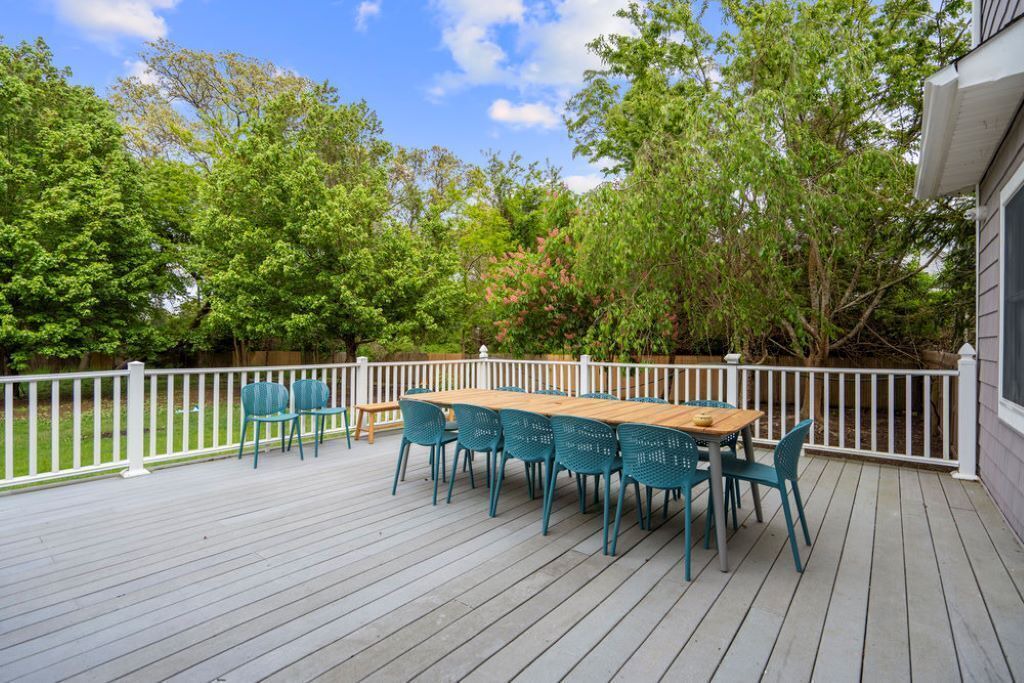 Photo of Outdoor in West Bay Shore