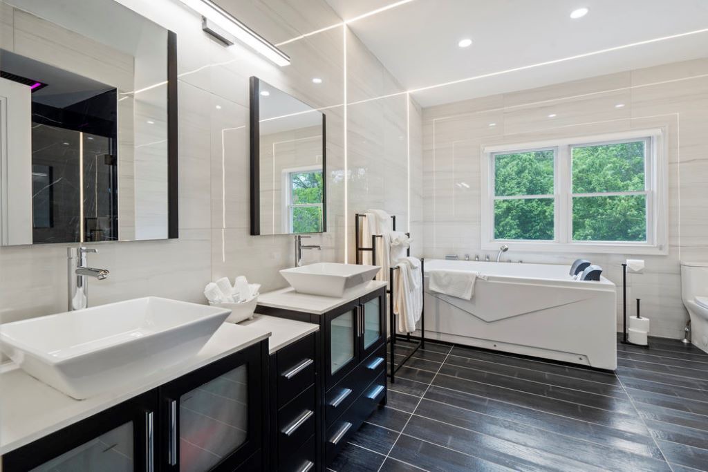Photo of Bathroom in West Bay Shore