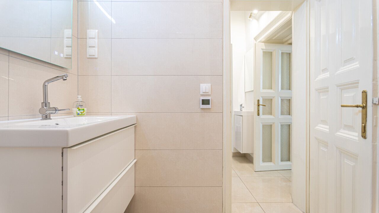 Photo of Bathroom in Belvaros - Lipotvaros