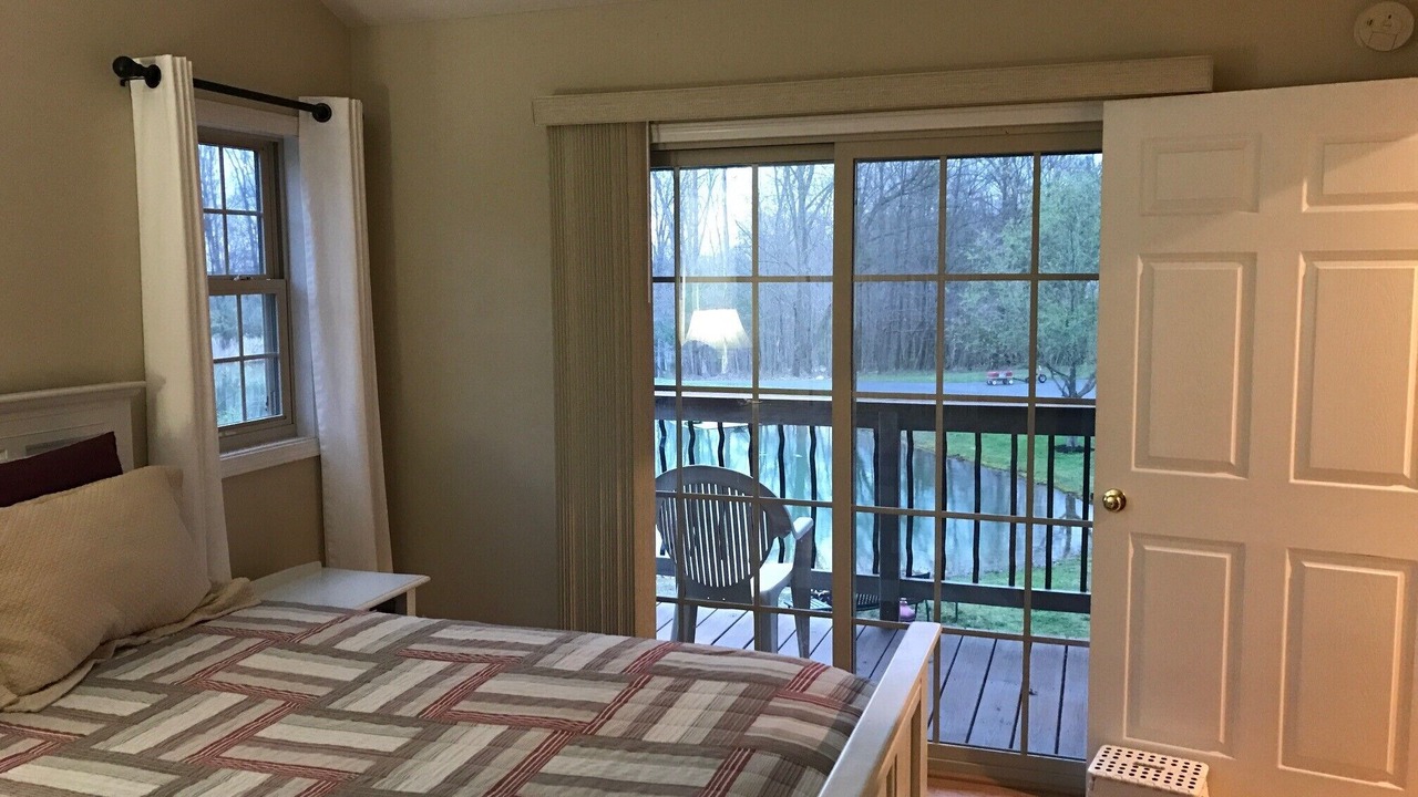 Photo of Bedroom in Stanford