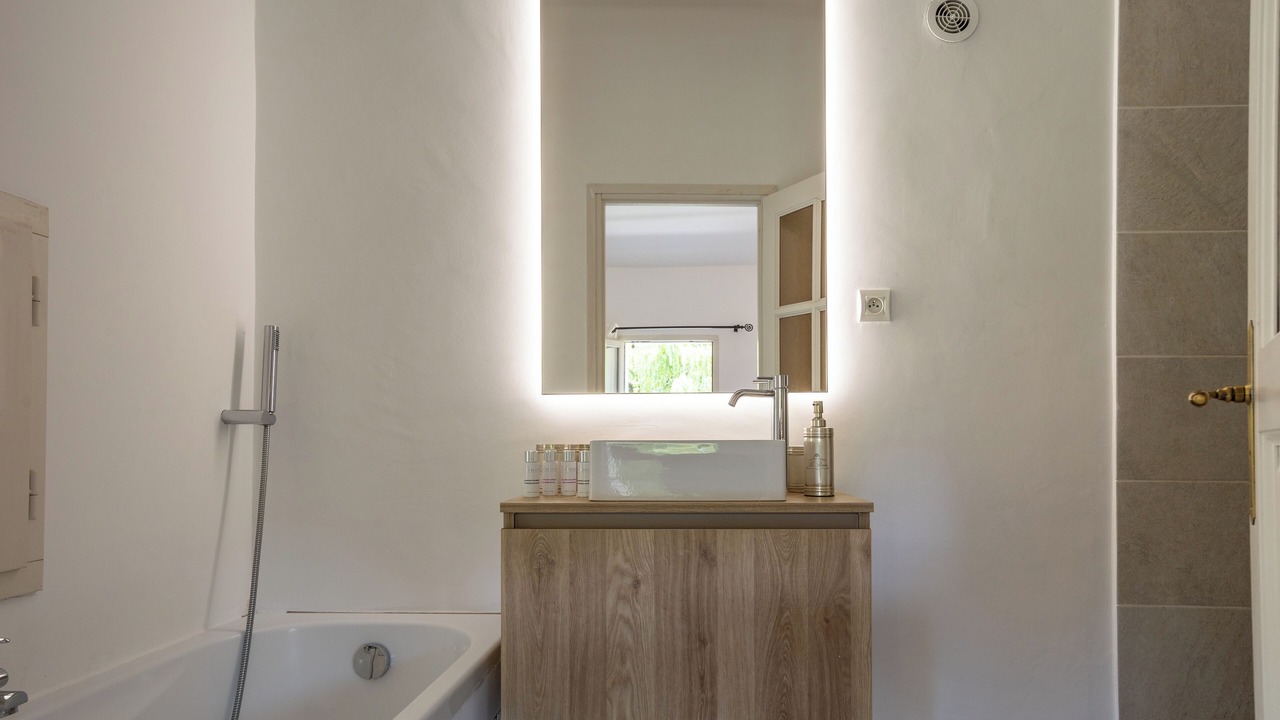 Photo of Bathroom in Gordes